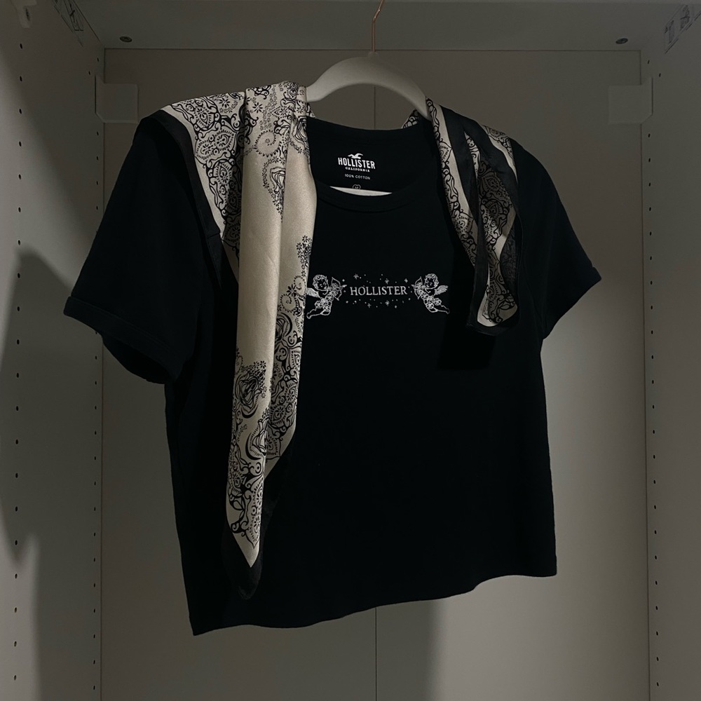 Hollister Cropped Tee Black Medium